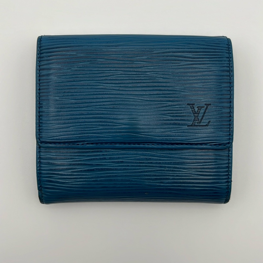 ❌SOLD❌ Louis Vuitton Epi Leather Trifold Elise Wallet